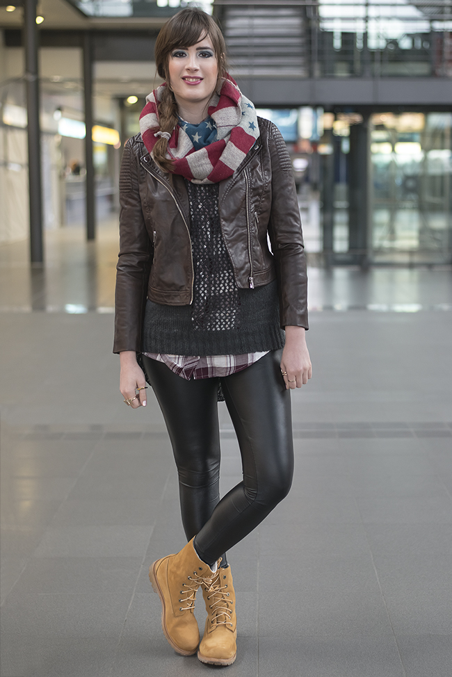 Modeblog-Deutschland-Deutsche-Mode-Mode-Influencer-Andrea-Funk-andysparkles-Berlin-Lederjacke-Timberland-Boots