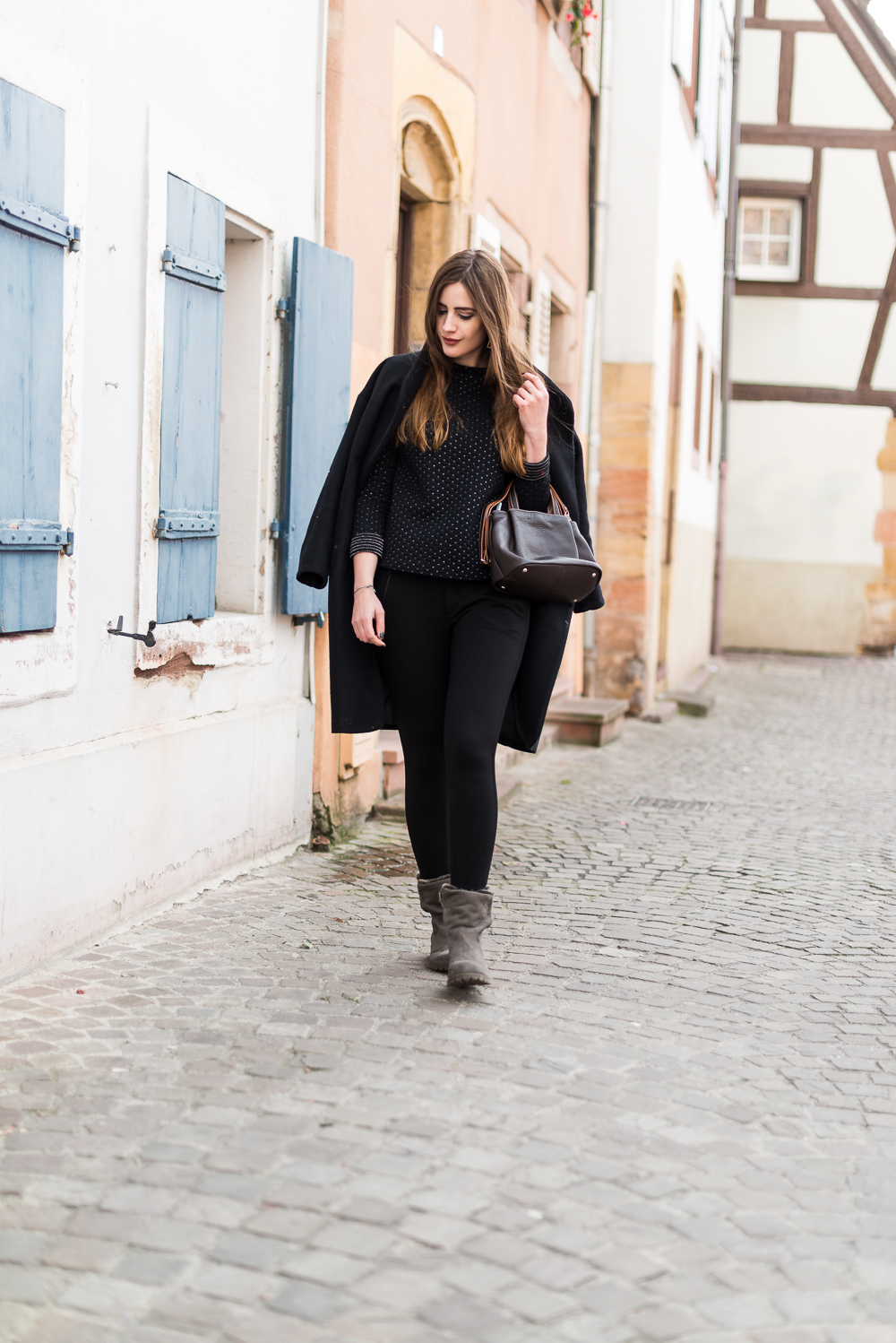 andysparkles-Modeblog Berlin-Zara Mantel mit Wickelkragen-mywalit Bag Verona