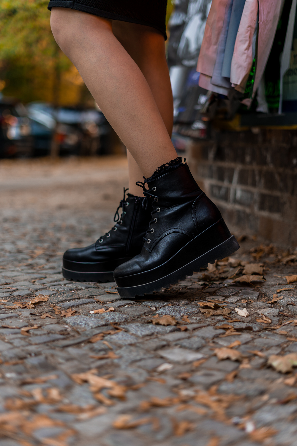 Herbstlook mit Mantel-Plateau Boots kombinieren-Berlin Friedrichshain-Modeblog Berlin-andysparkles
