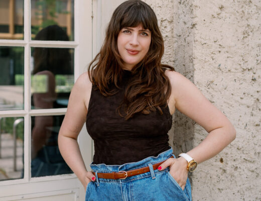 Basic Sommerlook mit Jeansshorts, Top und San Francisco Theorema Statement-Uhr