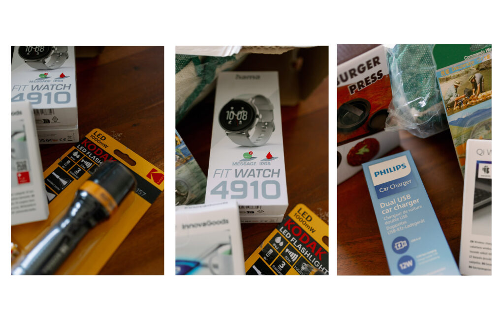 Detailed photos from the Mystery Box Classic with Hama Fit Watch, Kodak flashlight and Philips charger - Andrea from andysparkles