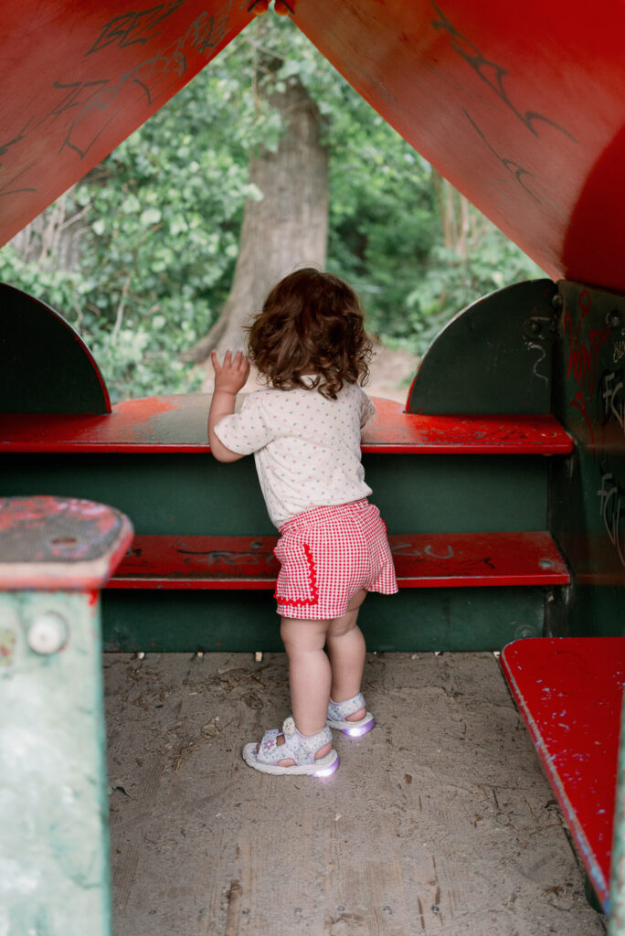 Protecting children's skin in summer when it's hot and visiting the playground - Andrea from andysparkles